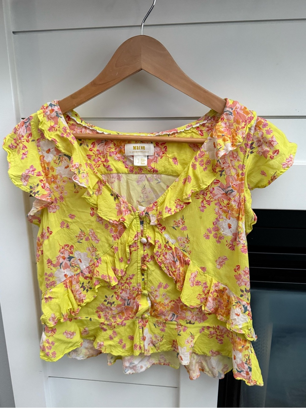 Maeve anthropology women’s Yellow Floral Ruffle Button-Front Women’s Top sz 8